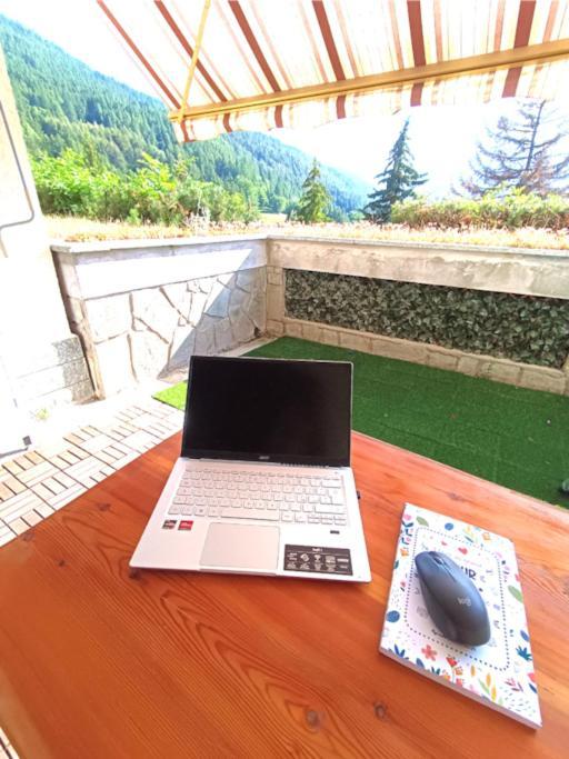 Appartamento Stelu Oulx Buitenkant foto